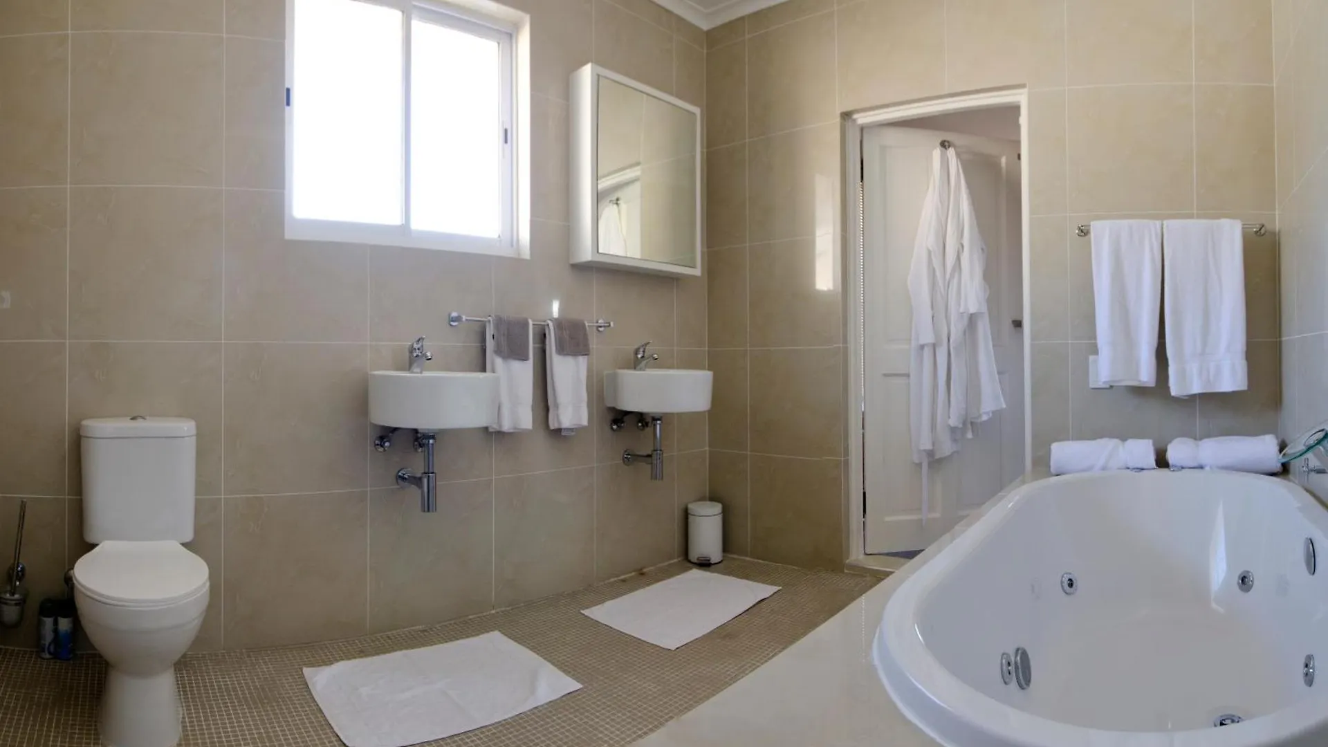 Villa Costa Rose - No Loadshedding Kapstadt