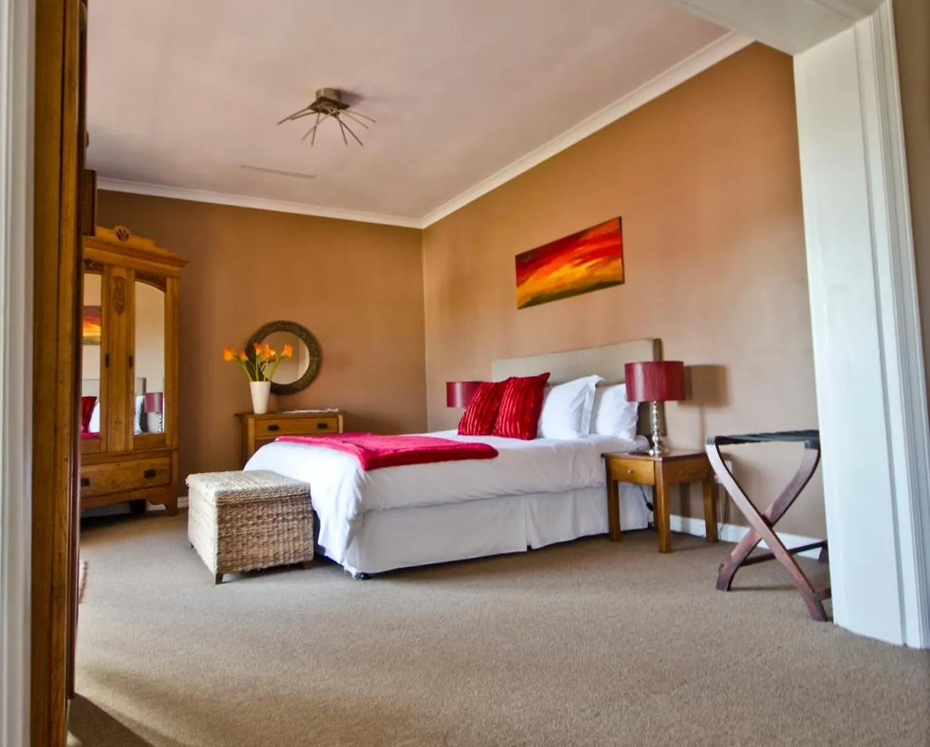 Villa Costa Rose - No Loadshedding Cape Town Guest house