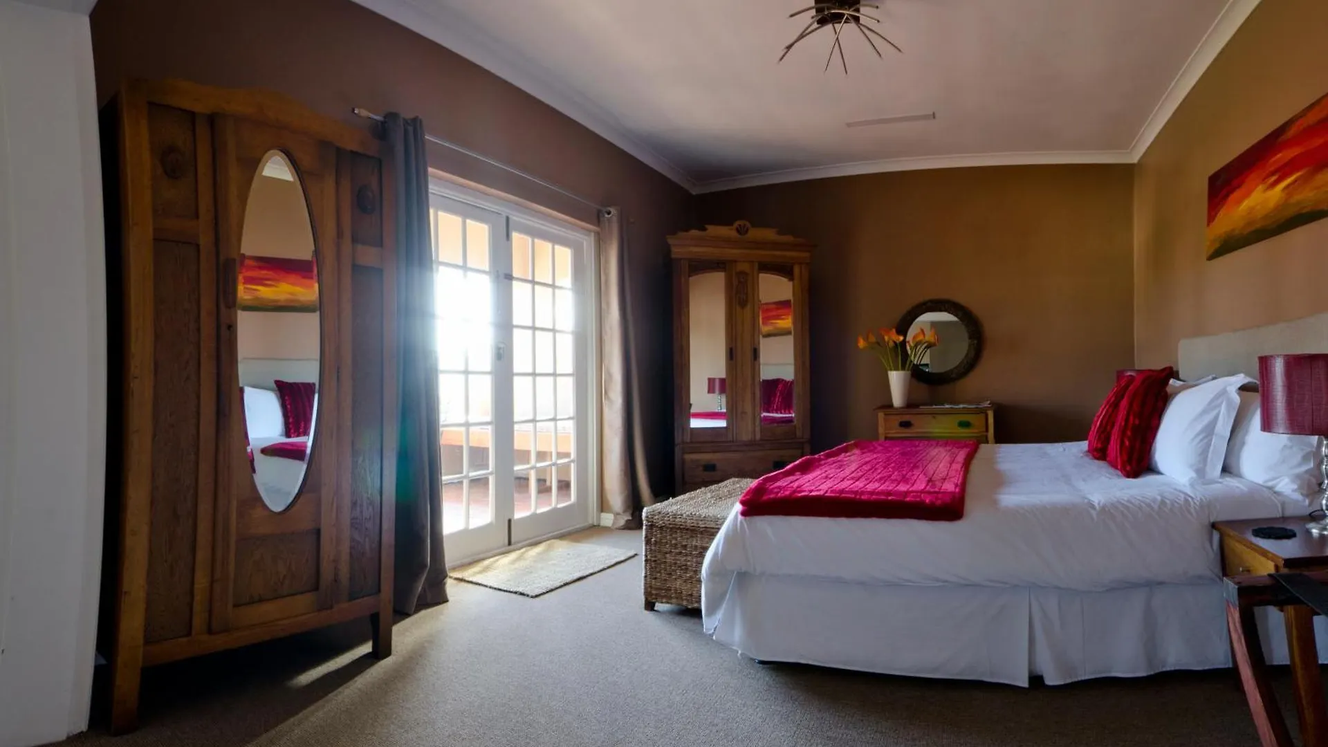 Guest house Villa Costa Rose - No Loadshedding Cape Town