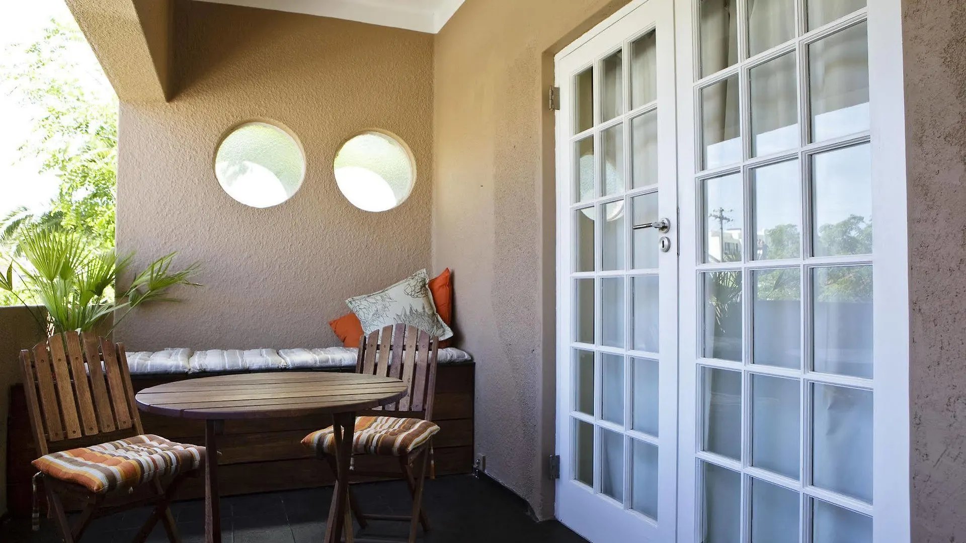 Villa Costa Rose - No Loadshedding Cape Town 4*,