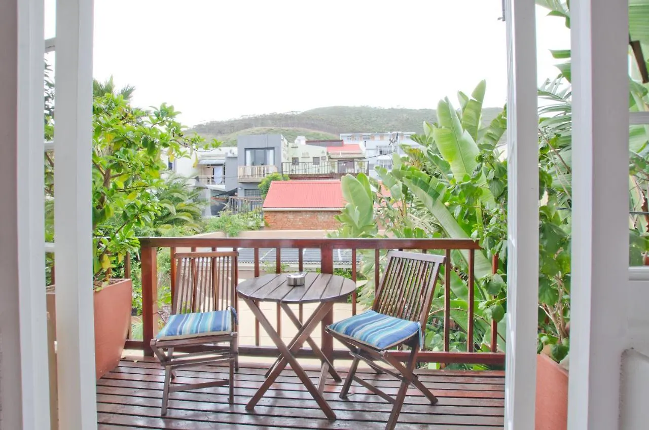 Guest house Villa Costa Rose - No Loadshedding Cape Town